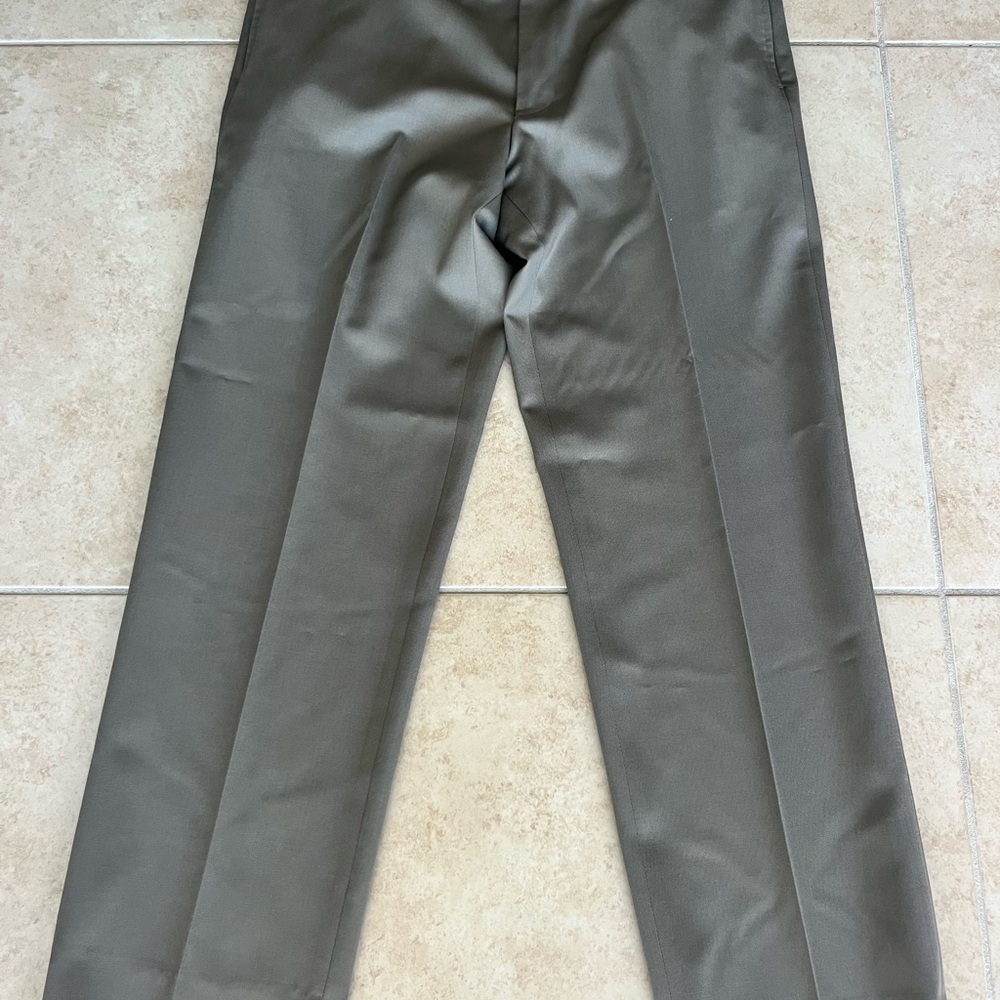 “346” Brooks Brothers Classic Straight-Leg Dress Pants in Olive